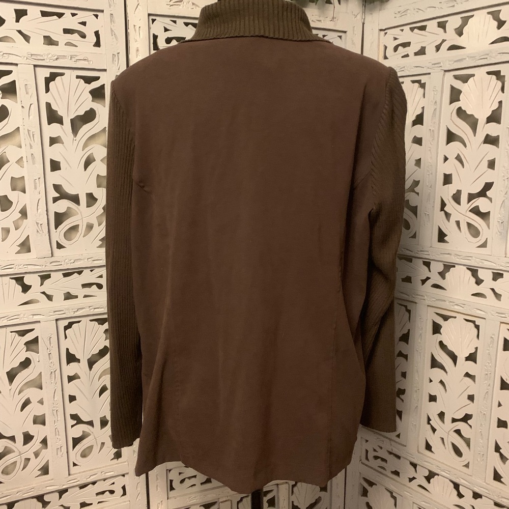 NOTATIONS PLUS NICE SUPER LIGHTWEIGHT SOFT BROWN LONG SLEEVE BUTTON UP JACKET - Picture 7 of 9